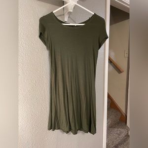 Women’s Small green T-shirt dress